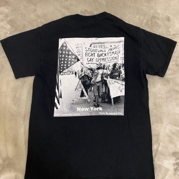 Vintage 00’s The Stonewall Inn NYC T Shirt - Picture 8 of 8